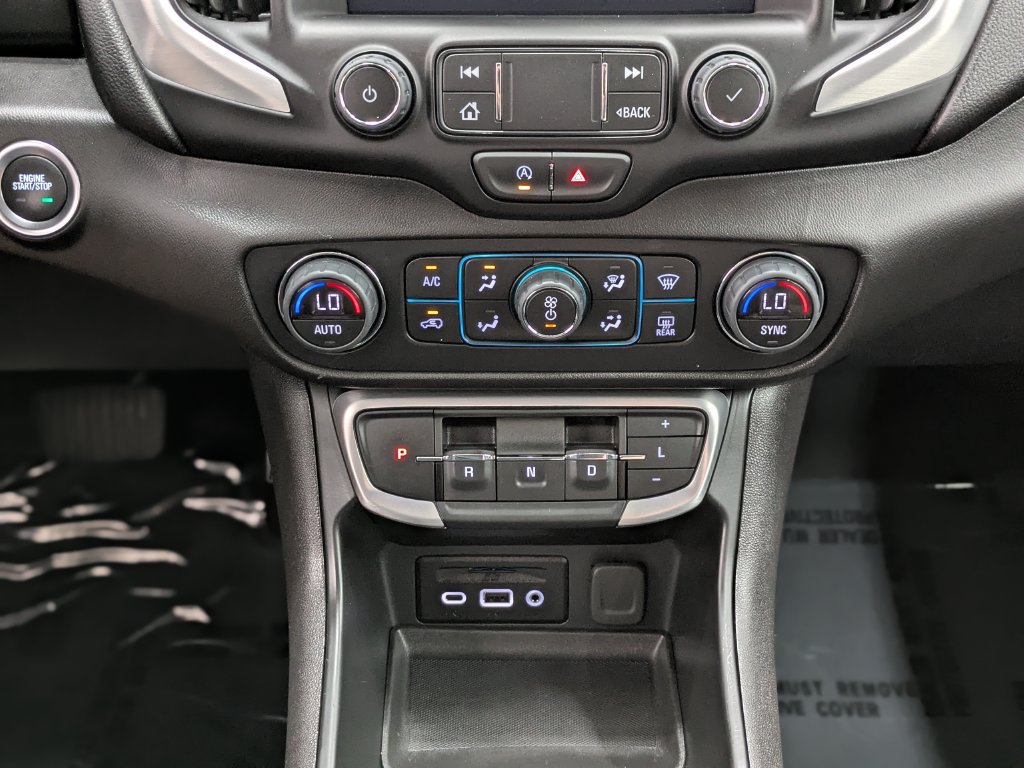 Used 2024 GMC Terrain SLT AWD/4WD image 23
