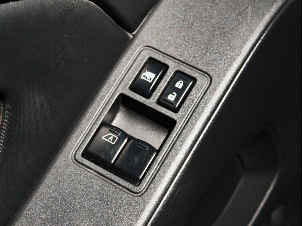 Used 2022 Nissan Frontier S w/ Technology Package RWD image 9