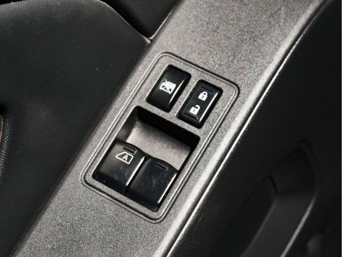 Used 2022 Nissan Frontier S w/ Technology Package RWD image 9