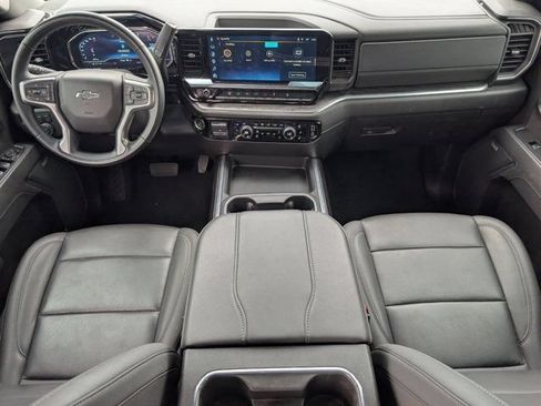 Used 2025 Chevrolet Silverado 2500 LTZ w/ LTZ Plus Package AWD/4WD image 5