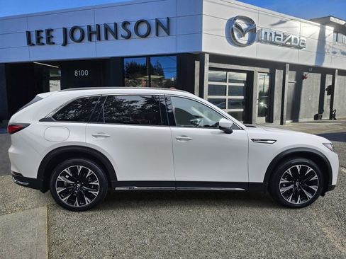 Certified 2024 MAZDA CX-90 Plug-In Hybrid w/ Premium Pkg AWD/4WD image 6