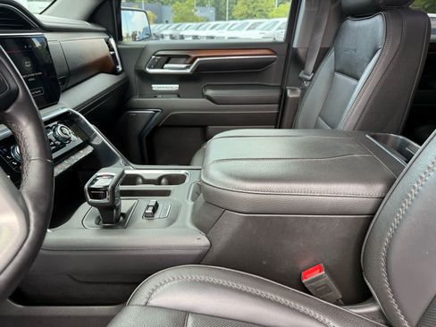 Used 2024 GMC Sierra 1500 Denali AWD/4WD image 22