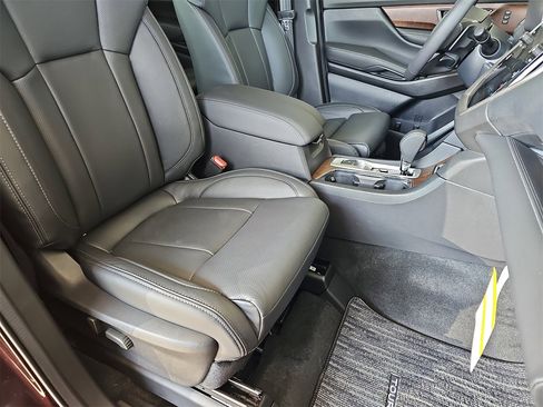 New 2025 Subaru Ascent Touring image 10