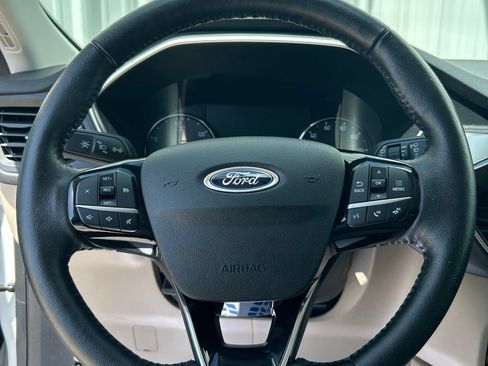 Used 2021 Ford Escape SE w/ Cold Weather Package AWD/4WD image 14