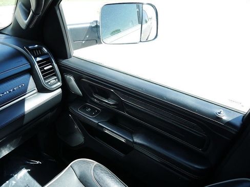 Used 2019 RAM 1500 Limited AWD/4WD image 24