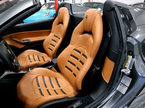 Used 2017 Ferrari 488 Spider RWD image 26