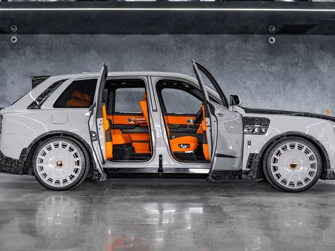 Used 2026 Rolls-Royce Cullinan AWD/4WD image 12