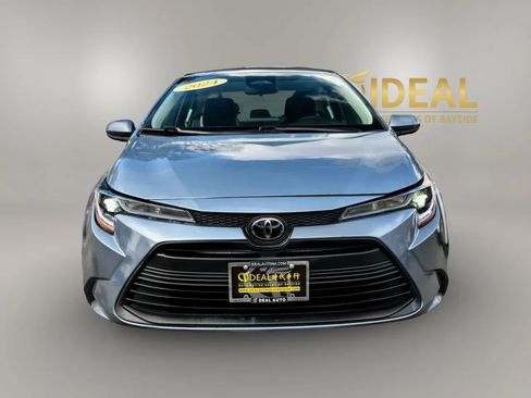 Used 2024 Toyota Corolla LE FWD image 2