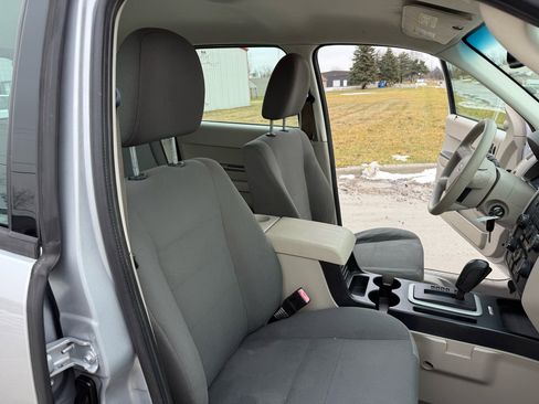 Used 2012 Ford Escape XLS image 19