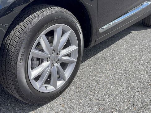 Used 2024 Acura RDX SH-AWD image 16