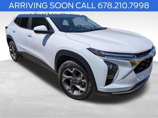 Used 2025 Chevrolet Trax LT w/ LT Convenience Package video 1