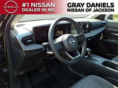 New 2026 Nissan Kicks SV w/ SV Premium Package image 10