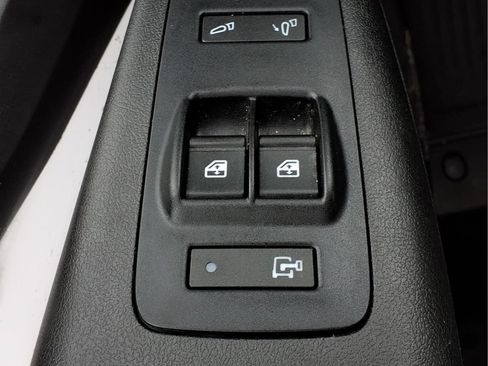 Used 2024 RAM ProMaster 2500 w/ Convenience Group FWD image 18