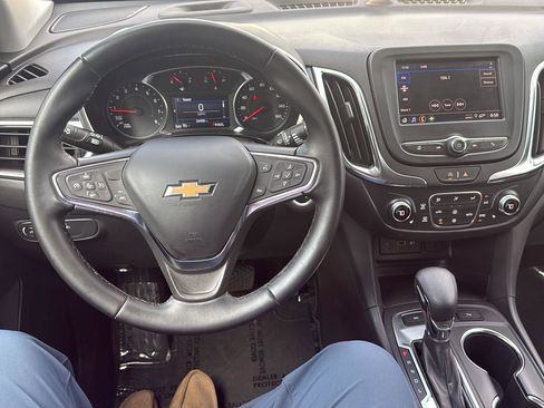 Used 2024 Chevrolet Equinox LT AWD/4WD image 14