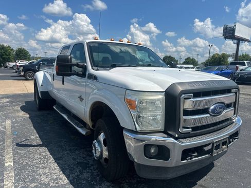 Used 2016 Ford F350 XLT w/ XLT Value Package AWD/4WD image 2