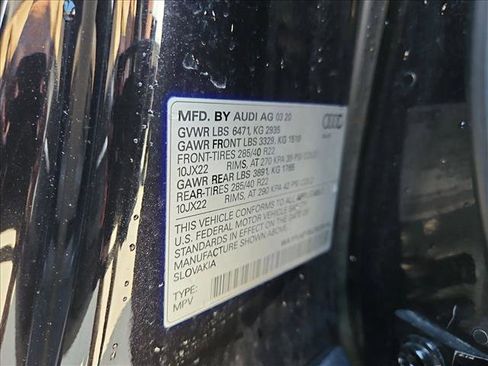 Used 2020 Audi Q8 Prestige w/ Prestige Package AWD/4WD image 24