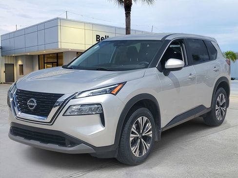 Certified 2023 Nissan Rogue SV FWD image 1