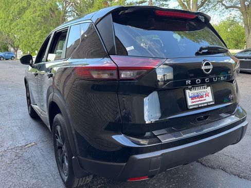New 2026 Nissan Rogue SV AWD/4WD image 21
