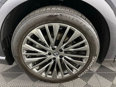 Used 2025 Lexus RX 450h AWD w/ Convenience Package image 11