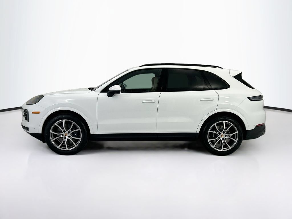 Used 2026 Porsche Cayenne AWD/4WD image 2