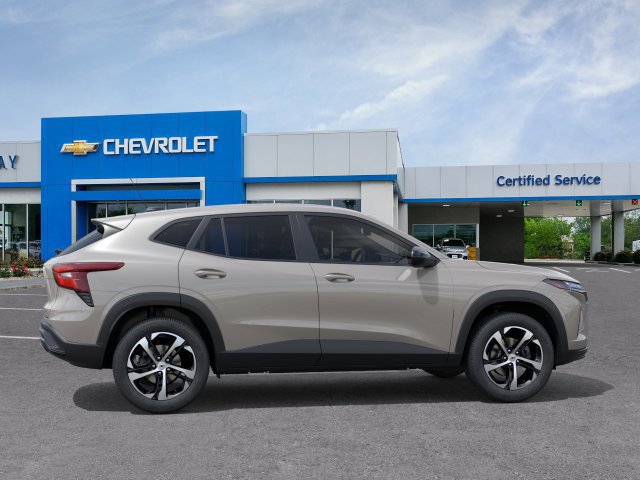 New 2026 Chevrolet Trax RS w/ Driver Confidence Package FWD image 5