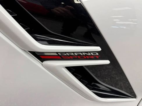 Used 2019 Chevrolet Corvette Grand Sport RWD image 28
