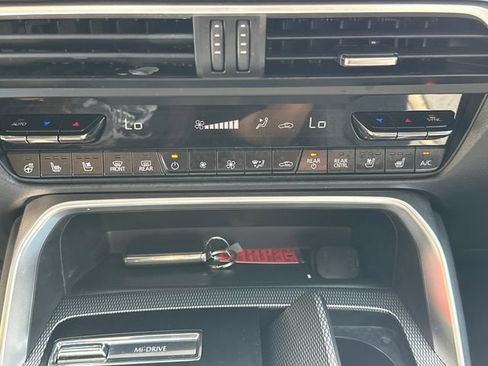 Used 2025 MAZDA CX-90 Plug-In Hybrid w/ Premium Plus AWD/4WD image 36