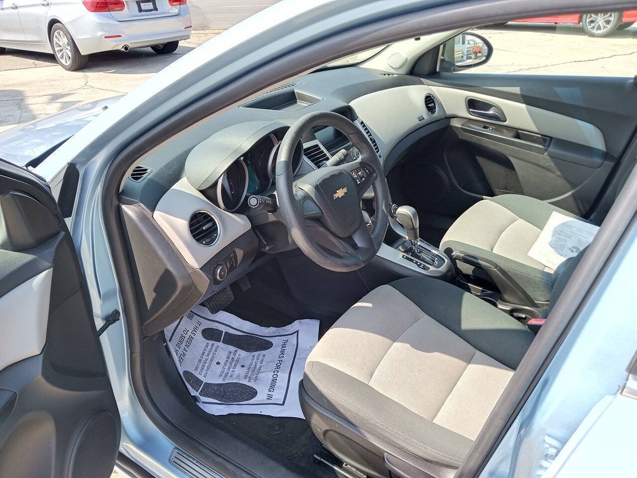 Used 2012 Chevrolet Cruze LS w/ Connectivity Package FWD image 6