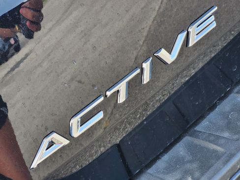 New 2026 Ford Explorer Active RWD image 8