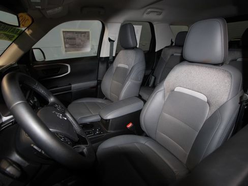 Used 2025 Ford Bronco Sport Badlands AWD/4WD image 4