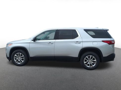 Used 2019 Chevrolet Traverse LS FWD image 3
