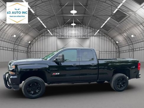 Used 2016 Chevrolet Silverado 1500 LT w/ Midnight Edition AWD/4WD image 2