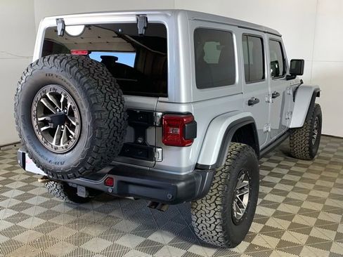 Used 2024 Jeep Wrangler Unlimited Rubicon 392 AWD/4WD image 10