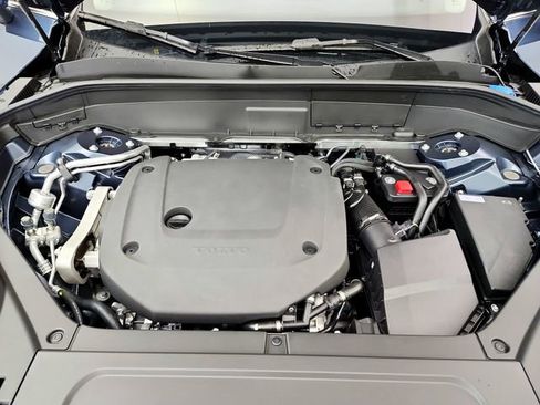 New 2026 Volvo XC90 B6 Plus w/ Protection Package image 33