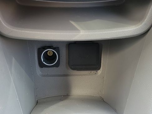 Used 2015 Buick Encore FWD image 22