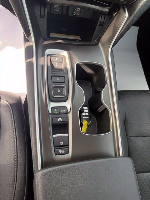 Used 2020 Honda Accord Touring image 18