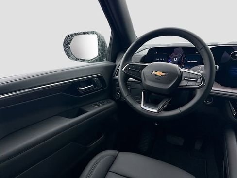 New 2026 Chevrolet Suburban LT image 24