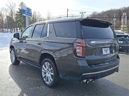 Used 2021 Chevrolet Tahoe High Country w/ Premium Package image 22