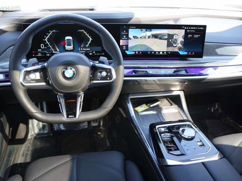 Used 2024 BMW 740i w/ M Sport Professional Package RWD image 7