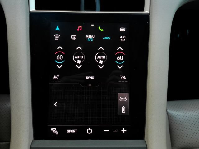 Used 2022 Porsche Taycan RWD image 45