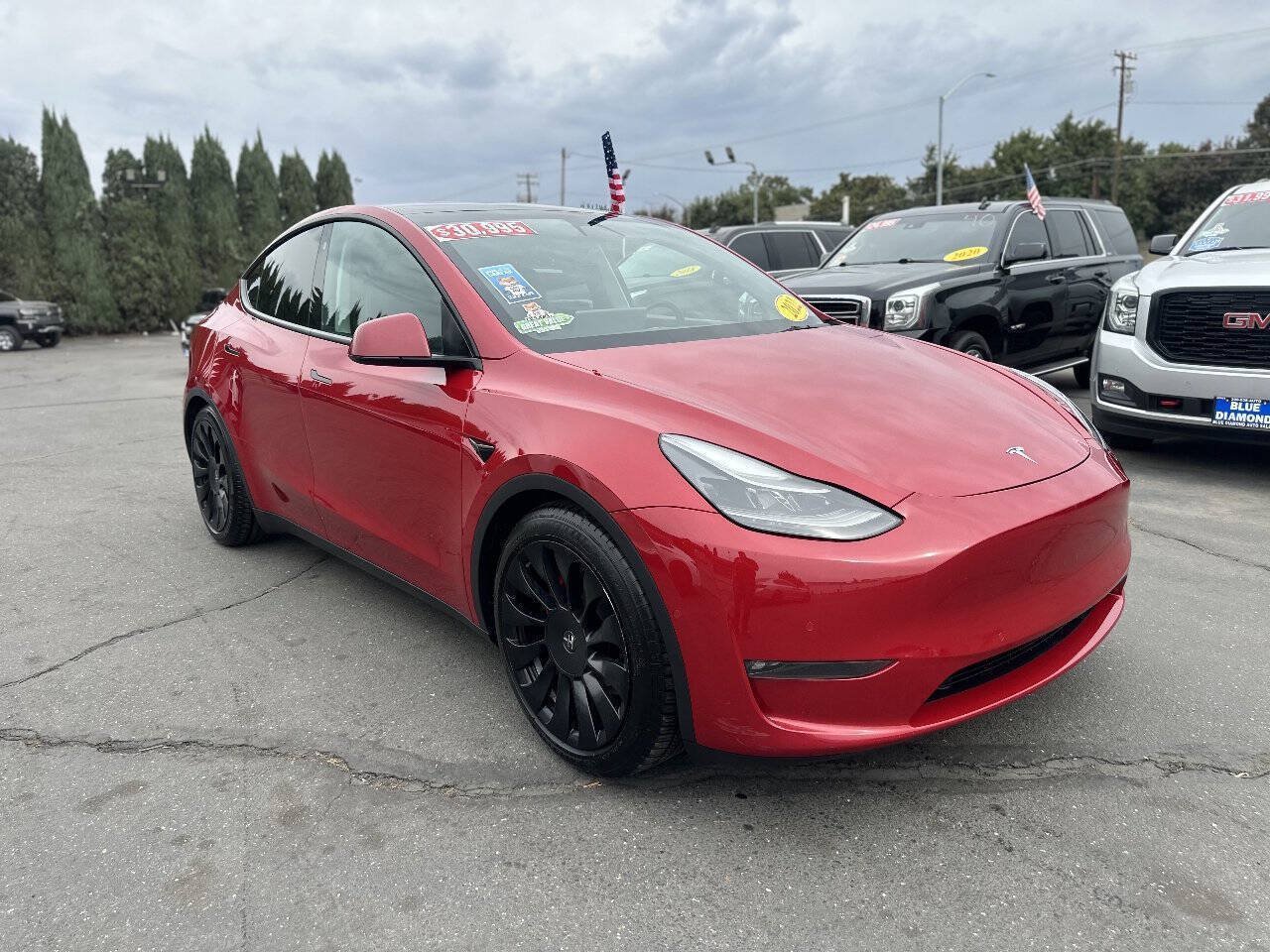 Used 2022 Tesla Model Y Performance AWD/4WD image 2