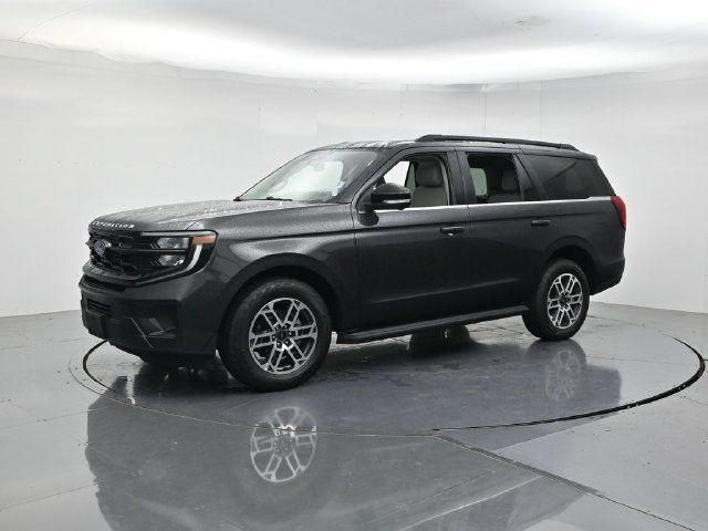 Certified 2025 Ford Expedition Active AWD/4WD image 6