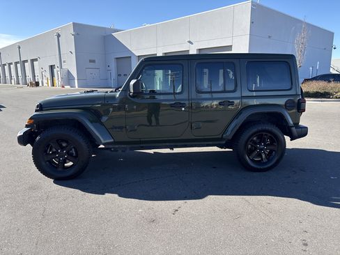Certified 2022 Jeep Wrangler Unlimited Sahara image 6