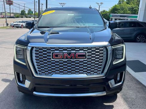 Used 2023 GMC Yukon XL Denali AWD/4WD image 8