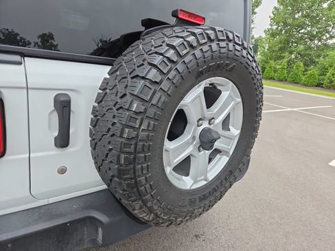 Used 2019 Jeep Wrangler Unlimited Sport S AWD/4WD image 30
