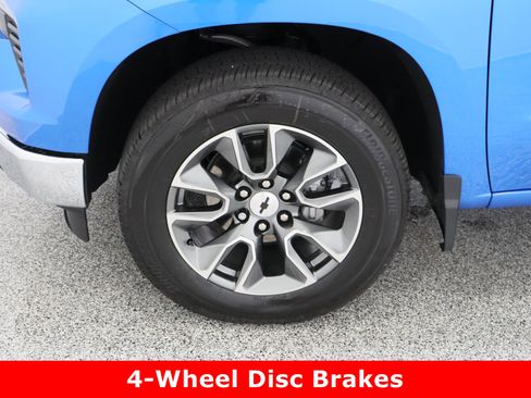 Used 2025 Chevrolet Silverado 1500 LT w/ Leather Package image 11