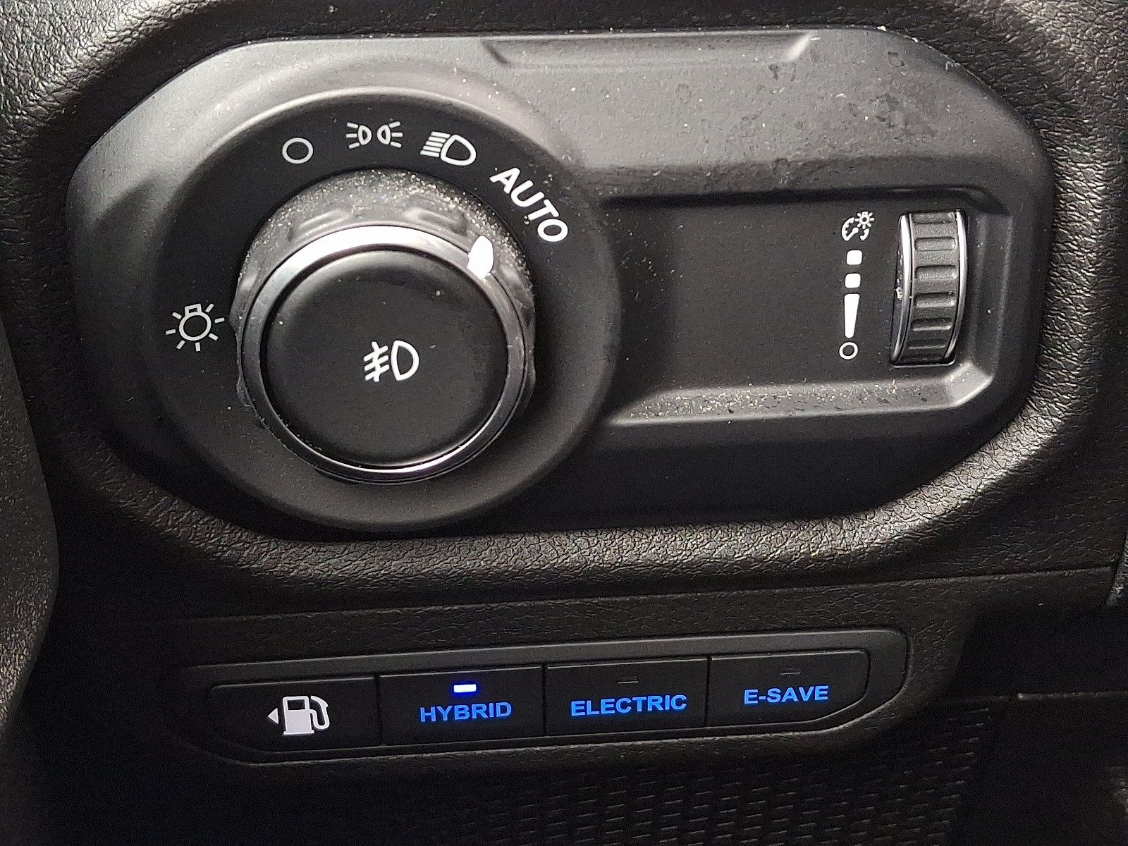 Certified 2024 Jeep Wrangler Unlimited AWD/4WD image 26