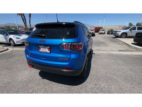 Used 2026 Jeep Compass Trailhawk AWD/4WD image 7