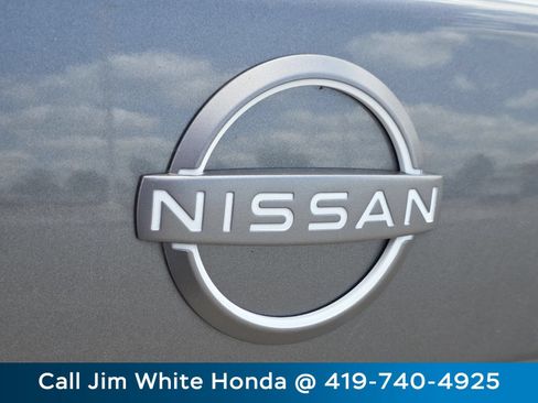 Used 2024 Nissan Sentra SV FWD image 10