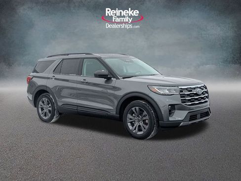 New 2026 Ford Explorer Active w/ Active Comfort Package AWD/4WD image 3